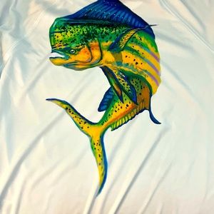 Fishing shirt size M runs small